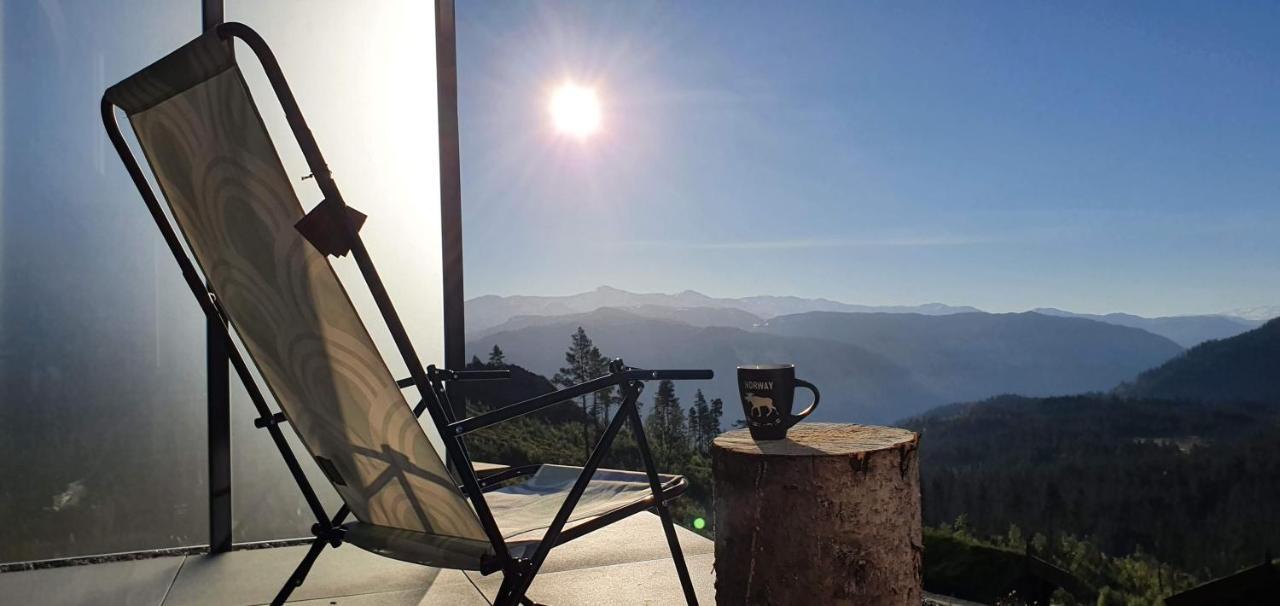 Tiny Mountain Cabin With A Panoramic View Giljane Экстерьер фото