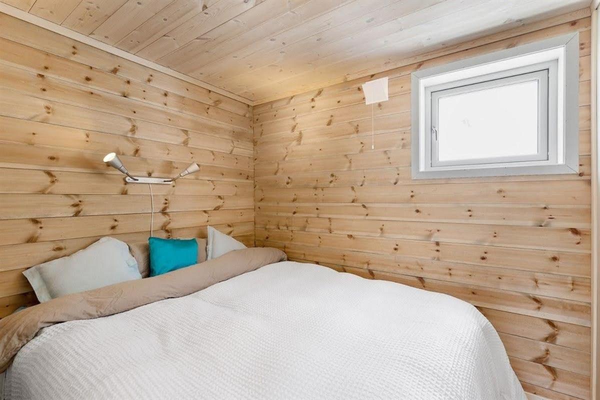 Tiny Mountain Cabin With A Panoramic View Giljane Экстерьер фото