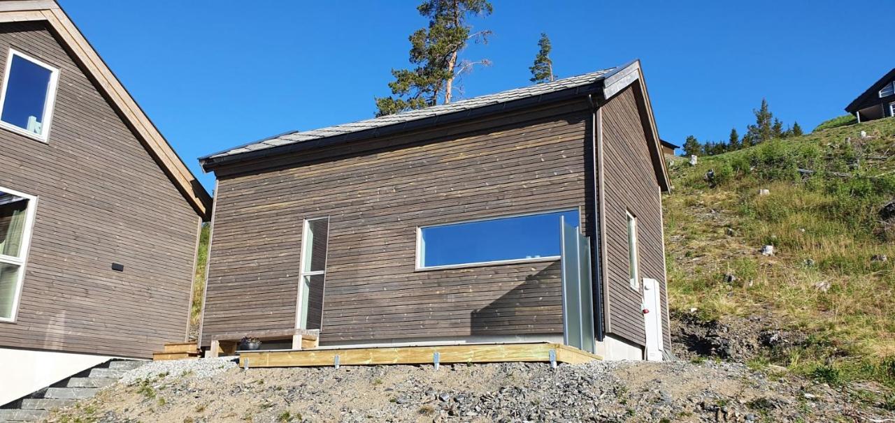 Tiny Mountain Cabin With A Panoramic View Giljane Экстерьер фото