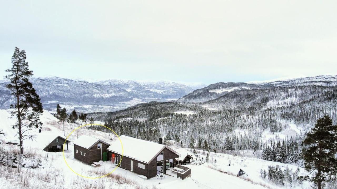 Tiny Mountain Cabin With A Panoramic View Giljane Экстерьер фото